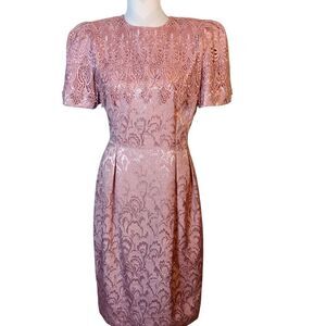 Elegant Pink Lace Dress